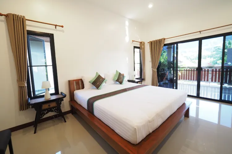 ห้องมาตรฐานพร้อมวิวสวนและระเบียง