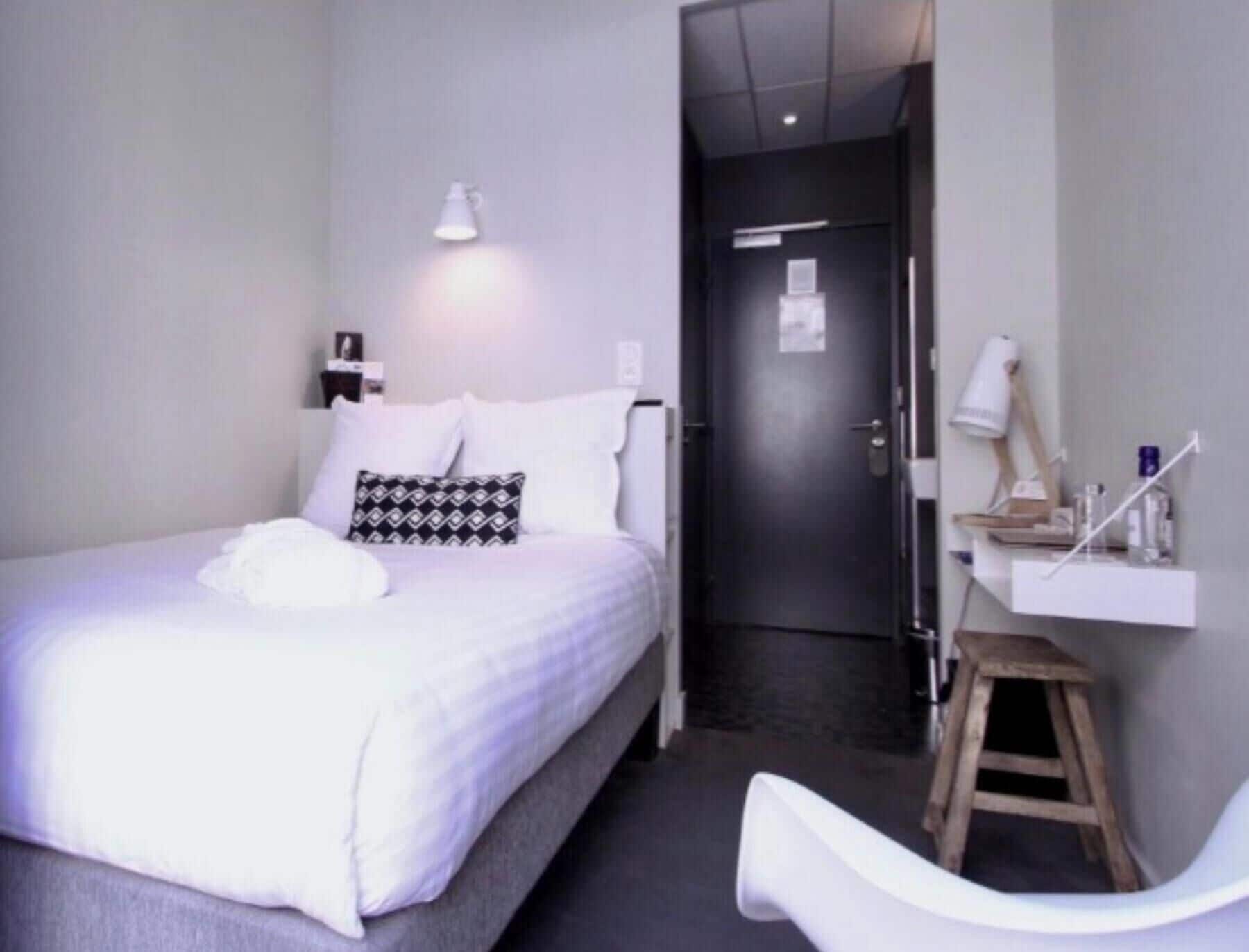 标准城景单人房