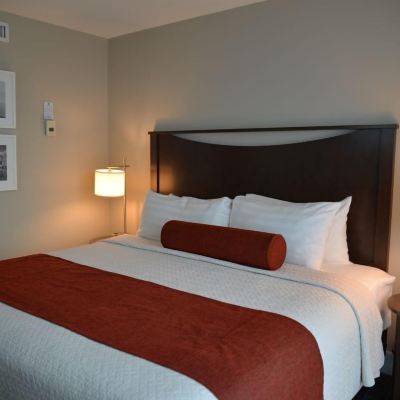 One-Bedroom Room Rosedale Condominiums Promo Code