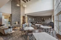 薩爾蒂洛Staybridge套房公寓飯店