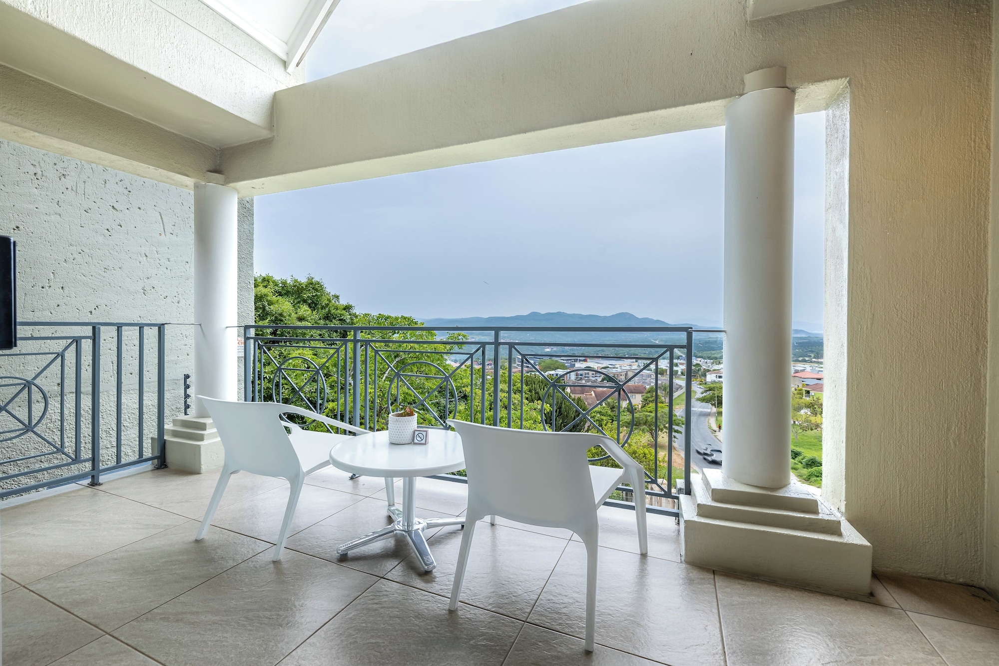 奢华双人房（1 张双人床）， 1 张大床