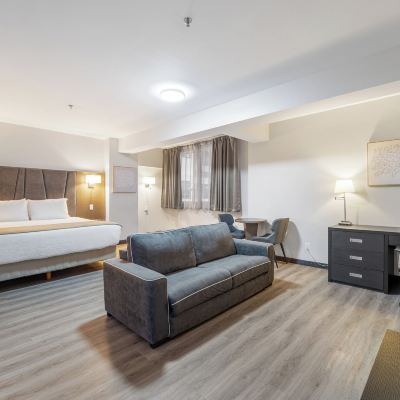 Suite, 1 King Bed with Sofa Bed, Accessible, Non Smoking (Efficiency, 2 Person Sofabed) Hotel Montreal Metropolitain, BW Premier Collection Promo Code