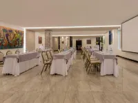 Four Points by Sheraton Cuenca Hotels in Cuenca