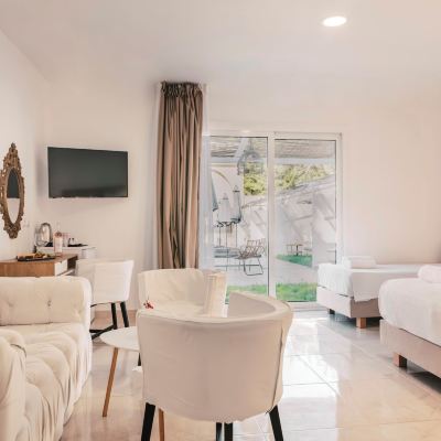 Suite With Pool View Bamboo Suites Promo Code