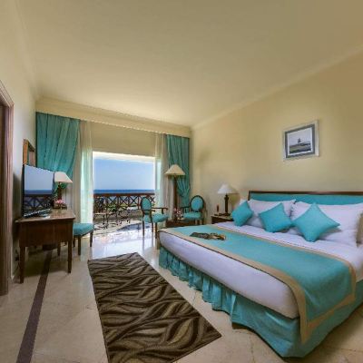 Deluxe Room with Sea View Movenpick Resort Taba Promo Code