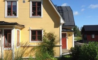Enångers Bed and Breakfast - Housity