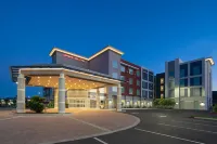 Hampton Inn & Suites - Gilroy, CA