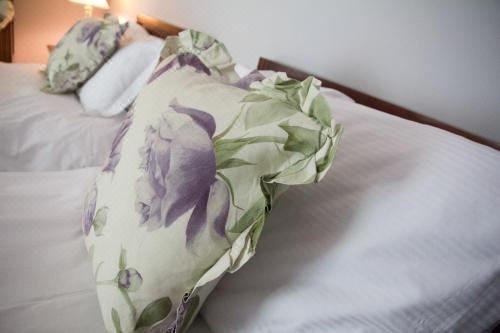 超级豪华特大床房