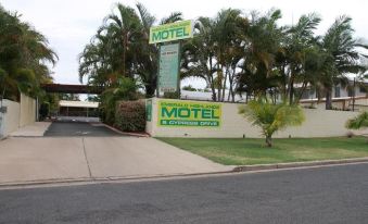 Emerald Highlands Motel