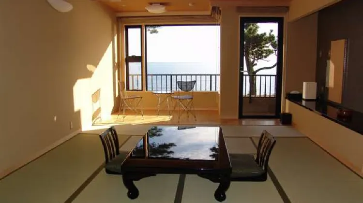 荒崎海音 さがみや 部屋