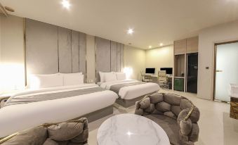 Denbasta Premium Hotel Bumil
