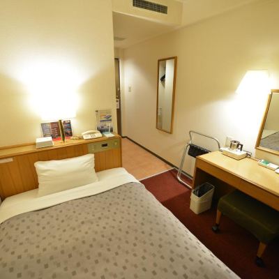 Semi Double Room-Non-Smoking