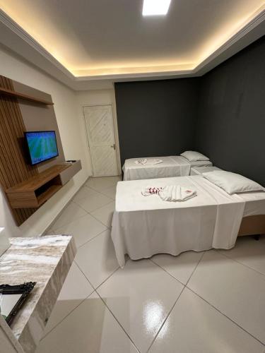 带阳台的双床房