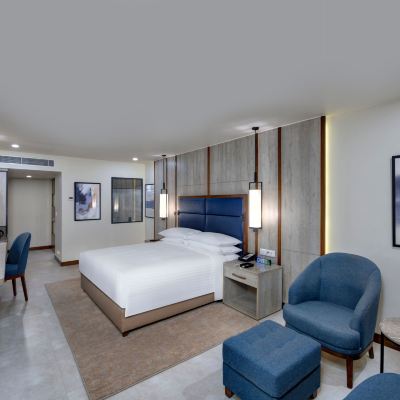 高級客房（1張特大床） 卡拉奇萬豪酒店優惠