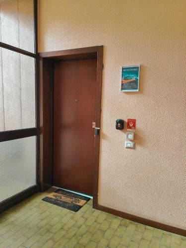 双人房（带独立浴室）