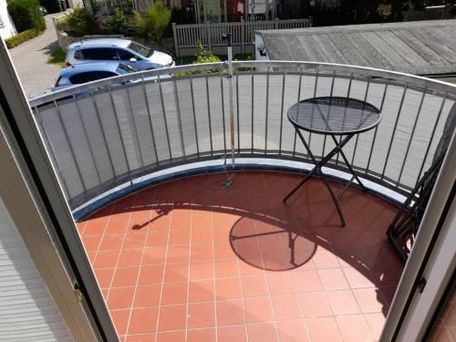 高级一卧室带阳台公寓