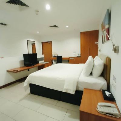 Queen Superior Kupon Gloria Swiss Hotel & Apartment Sandakan