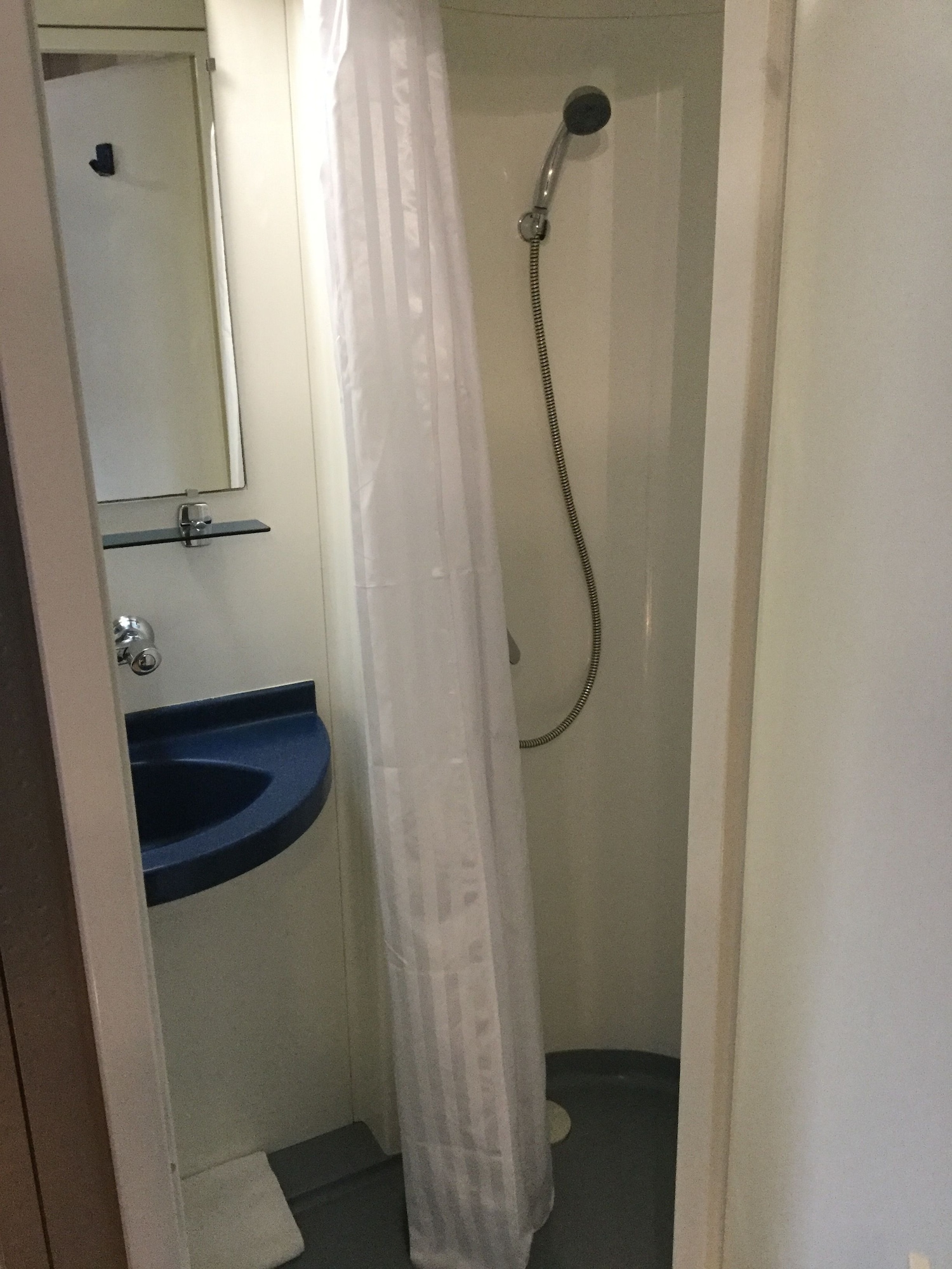 房间 （单人styloroom）