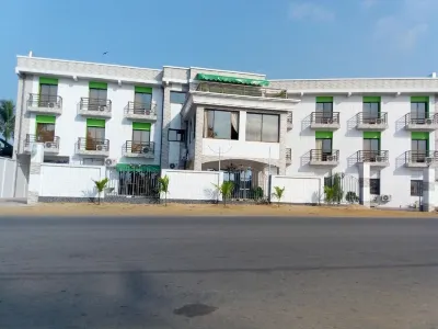 Hotel Samaki Plage Hotels in 