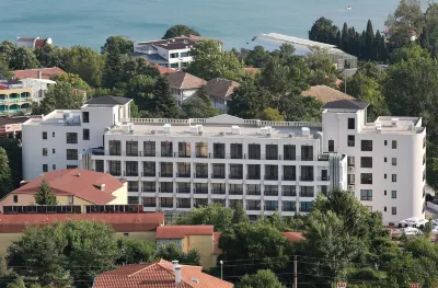 White Rock Castle Hotel & Wellness Club Hotels in 