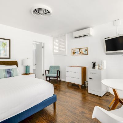 Standard Queen Room Del Marcos Hotel - Adults Only 21 & up Promo Code