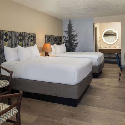 Exterior Entry Two Queen Room Red Lion Hotel Port Angeles Harbor Promo Code