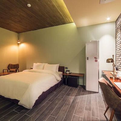 Deluxe Room (Bath Bomb Package) Hotel March Promo Code