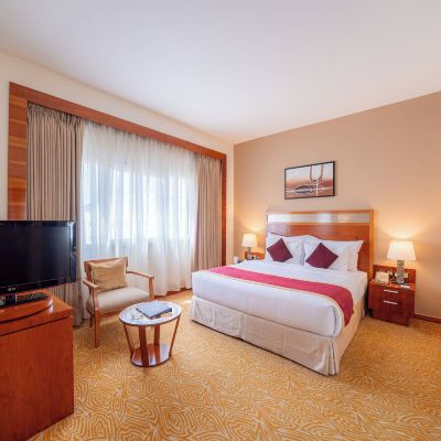 精緻特大床套房 杜拜地標大酒店優惠