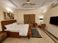 Subhan Palace Near Millennium Mall Karachi  호텔