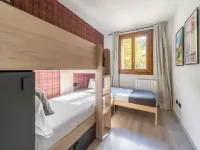 Stone Chalet near Benasque and Scenic Lake 베나스크 호텔