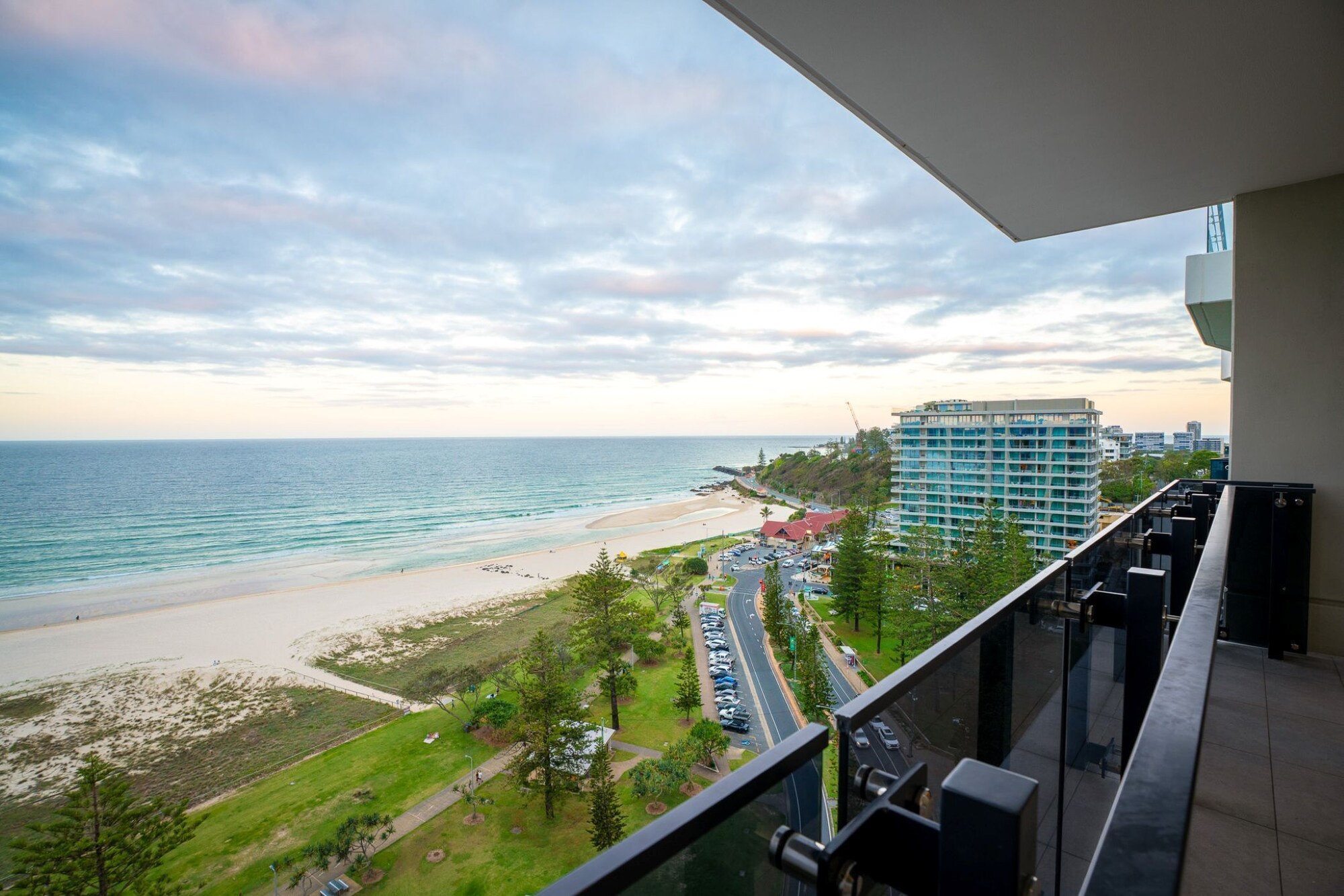 海滨景两卧公寓（高层）