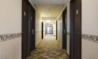 Toyoko Inn Okinawa Naha Kokusai-dori Miebashi-eki - Housity