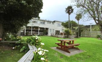 Castlepoint Hotel & Guesthouse