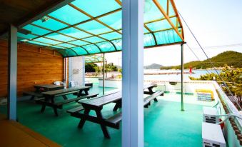 Wido Island Pension