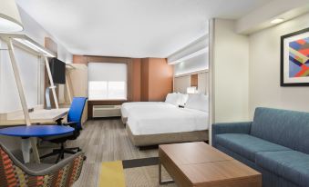 Holiday Inn Express & Suites - Nearest Universal Orlando, an IHG Hotel
