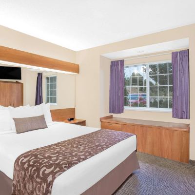 1 Queen Bed, Mobility Accessible Studio Suite, Non-Smoking Microtel Inn & Suites by Wyndham Beckley East Promo Code