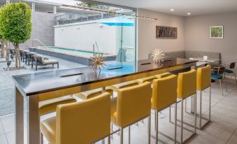 Hotel Lucent - Housity