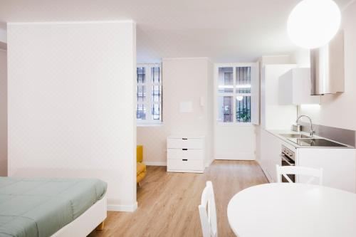 Mazzini 34 One-Bedroom Apartment