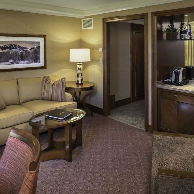 Lodge Rink View King Suite Sun Valley Resort Promo Code