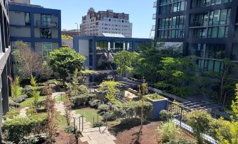 Domicile Suites at Harbor Steps