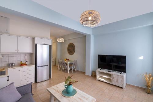 带阳台的小型套房