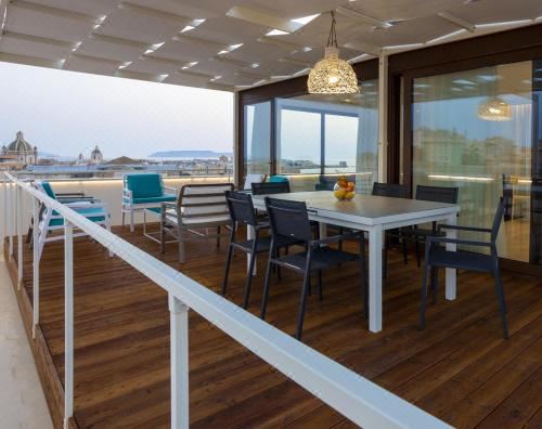 顶层公寓（Via Garibaldi 25）