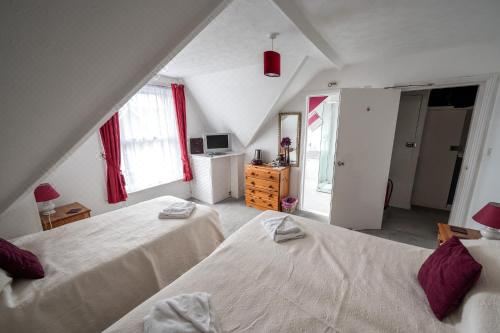 三人房（带独立浴室）