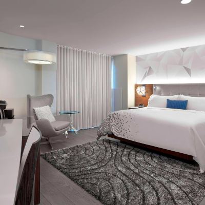 One Bedroom Suite Club Lounge Access Renaissance Edmonton Airport Hotel Promo Code