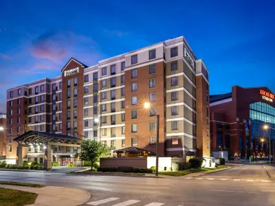 Staybridge Suites INDIANAPOLIS DOWNTOWN-CONV CTR by IHG โรงแรมใน