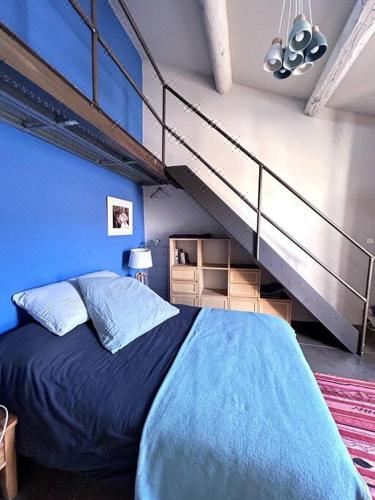 两卧室联排别墅