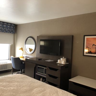 King Room - Non-Smoking Hampton Inn El Dorado Promo Code