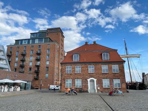 Meerblick, Balkon Und Private Sauna im Historischen Getreidespeicher Two-Bedroom Apartment