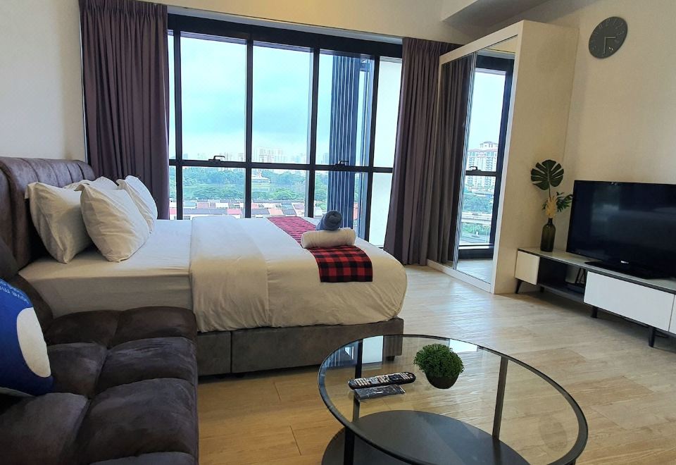 St Nomad M City Ampang, KLCCExclusive Studio, Private Bathroom, Lake View