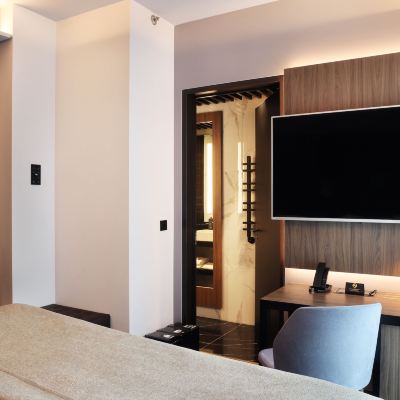 Standard Twin Room Hótel Reykjavík Saga Promo Code